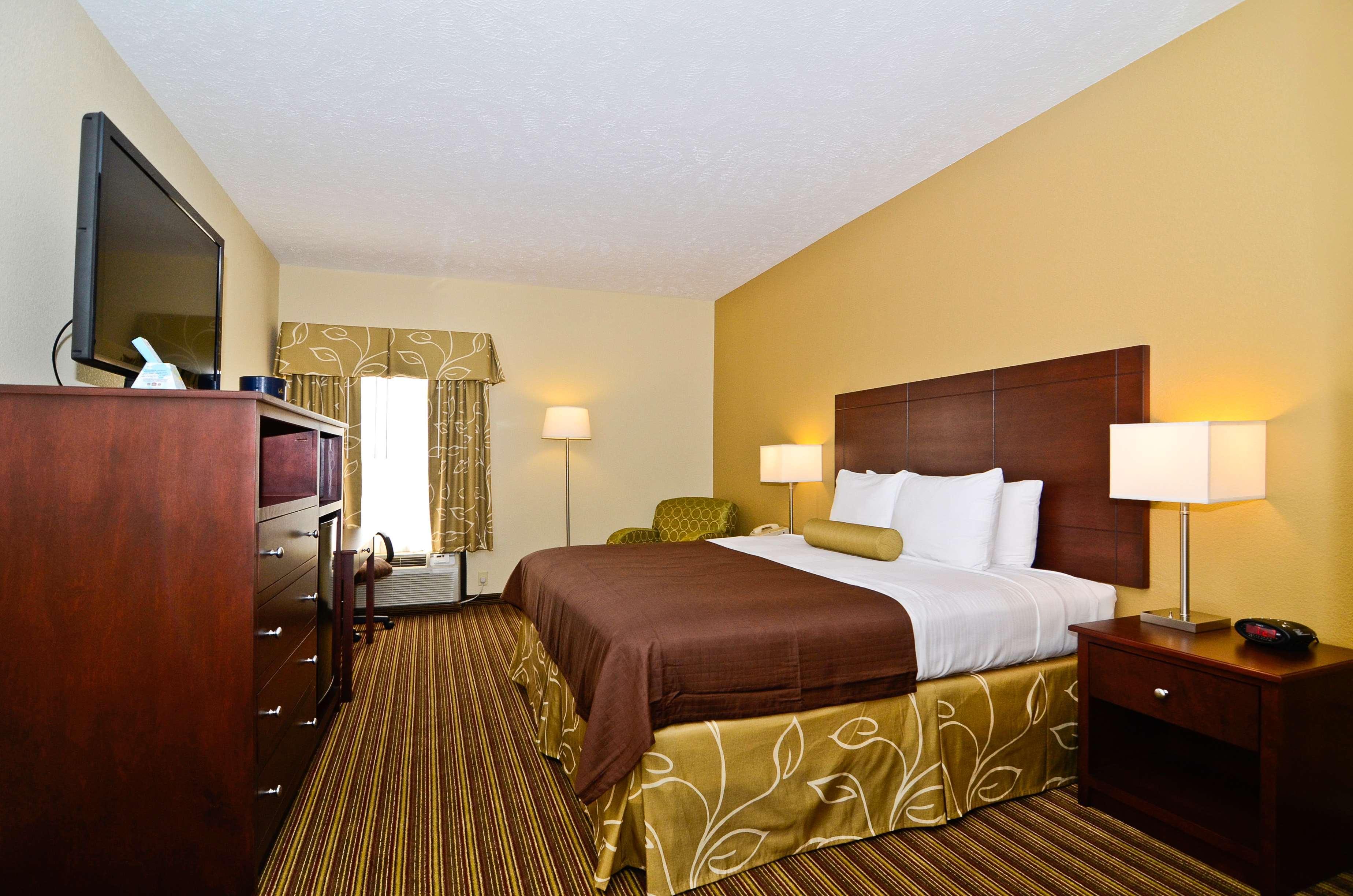 Best Western Plus Springfield Airport Inn Exterior foto